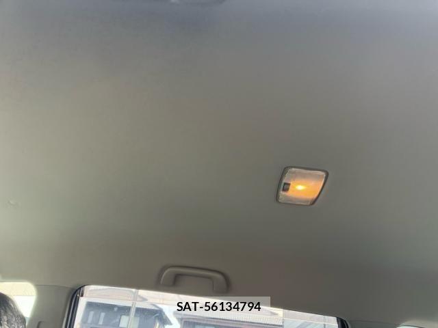 Toyota WISH 2013-06 7394961-17