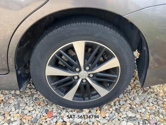 Toyota WISH 2013-06 7394961-5