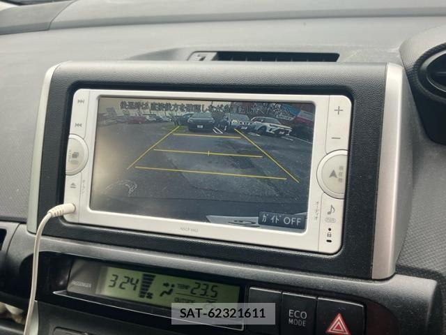 Toyota WISH 2012-01 7394964-22