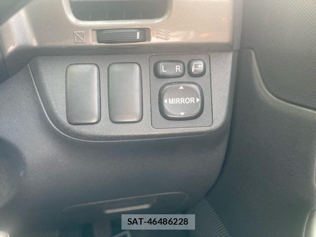 Toyota WISH 2005-07 7394963-15