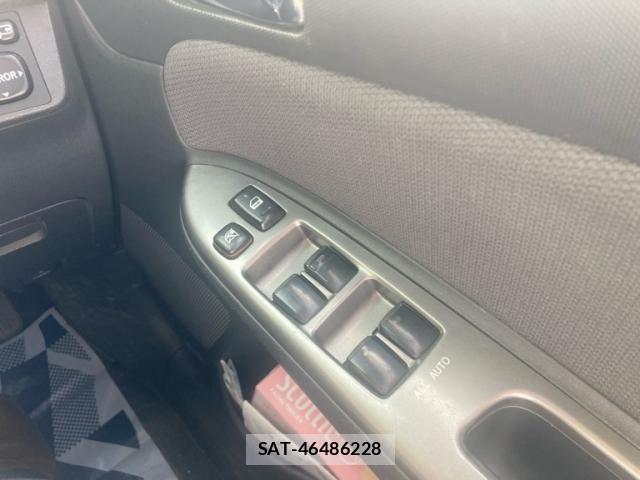 Toyota WISH 2005-07 7394963-17