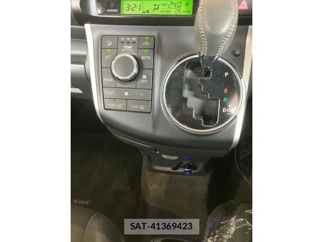 Toyota WISH 2010-06 7458971-19
