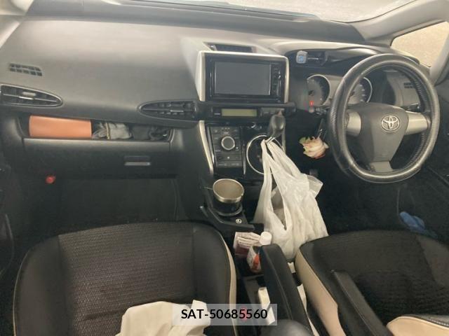 Toyota WISH 2014-10 7458970-9