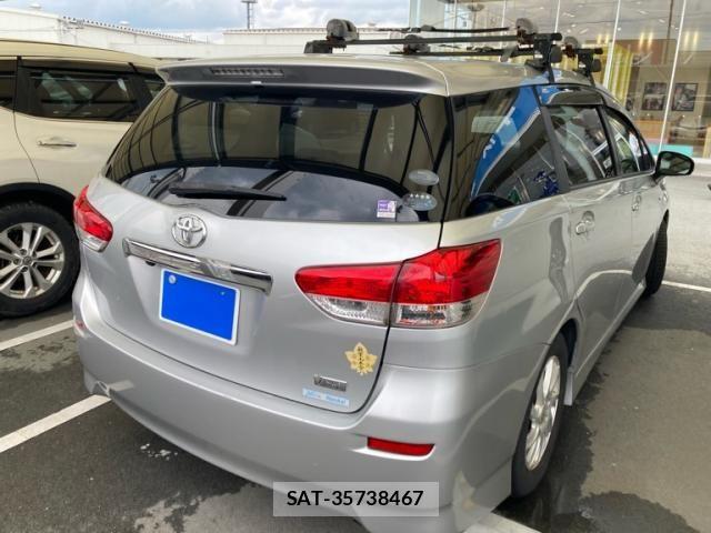 Toyota WISH 2010-06 7458973-5