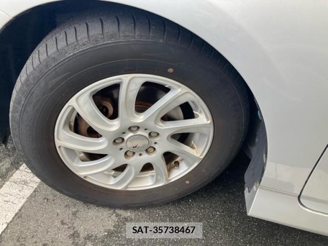 Toyota WISH 2010-06 7458973-8