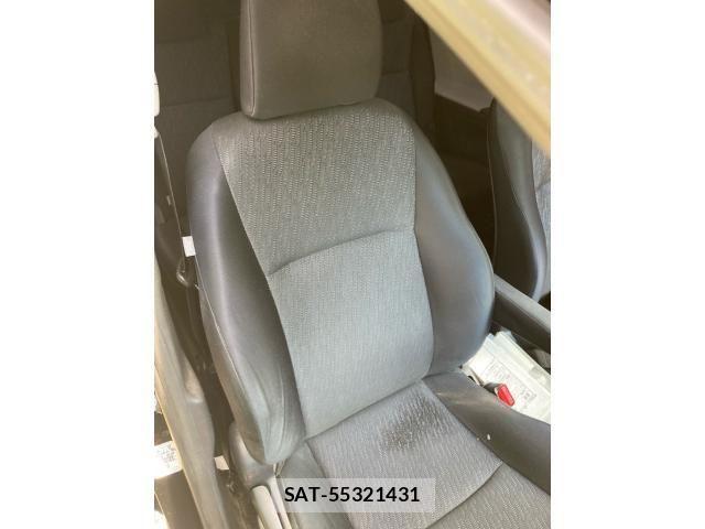 Toyota WISH 2010-03 7458979-13