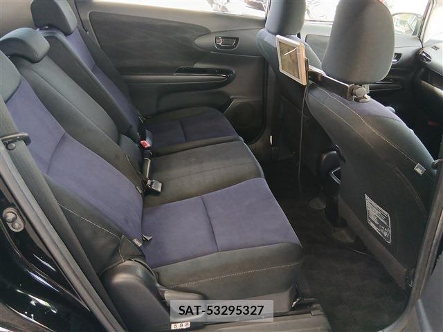 Toyota WISH 2013-11 7458968-11