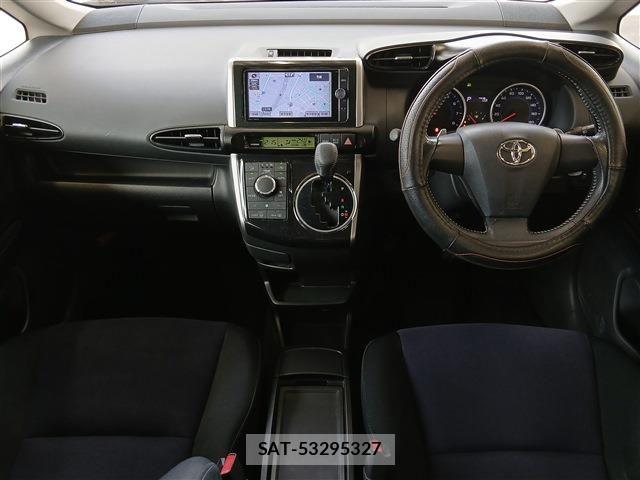 Toyota WISH 2013-11 7458968-4