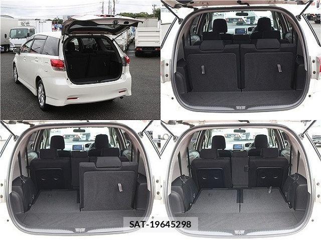 Toyota WISH 2011-09 7458972-11