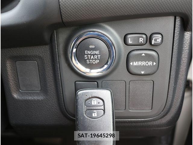 Toyota WISH 2011-09 7458972-20