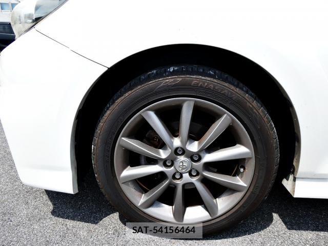 Toyota WISH 2015-09 7458969-5