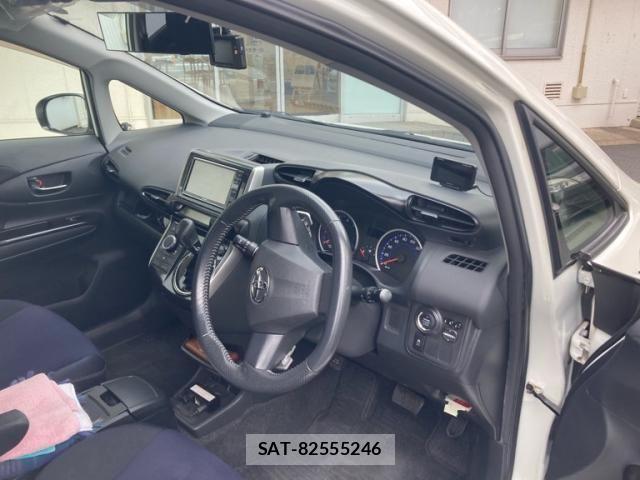 Toyota WISH 2013-07 7503922-12