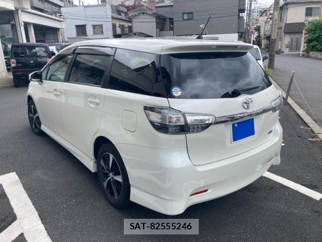Toyota WISH 2013-07 7503922-3