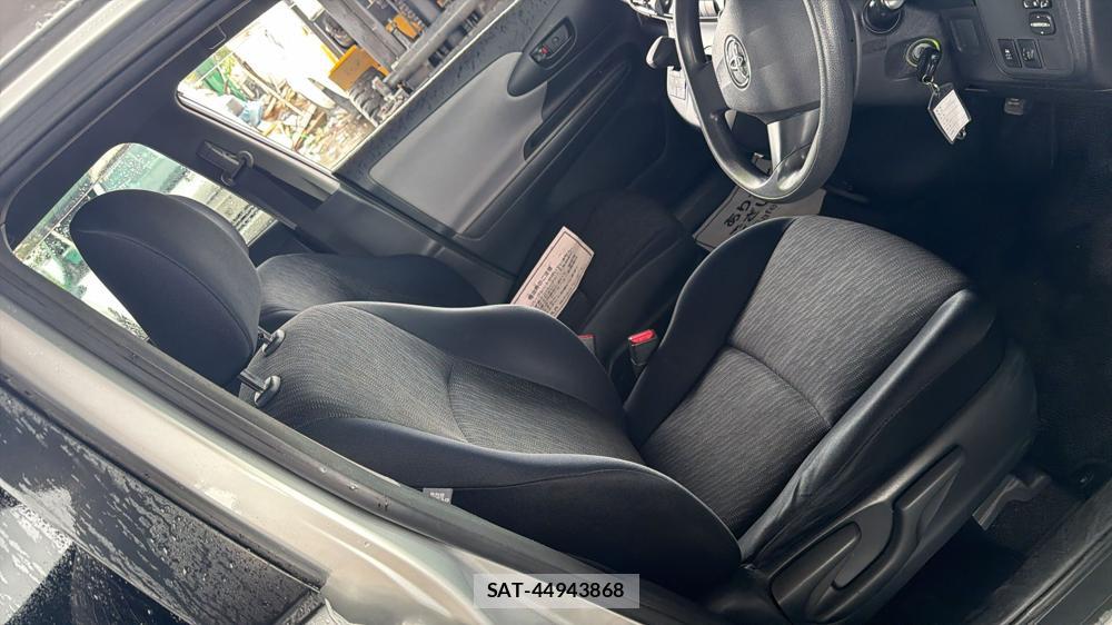 Toyota WISH 2009 7180503-9