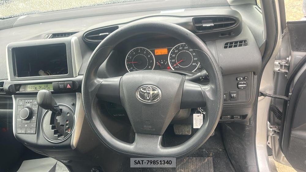 Toyota WISH 2010 7075121-14