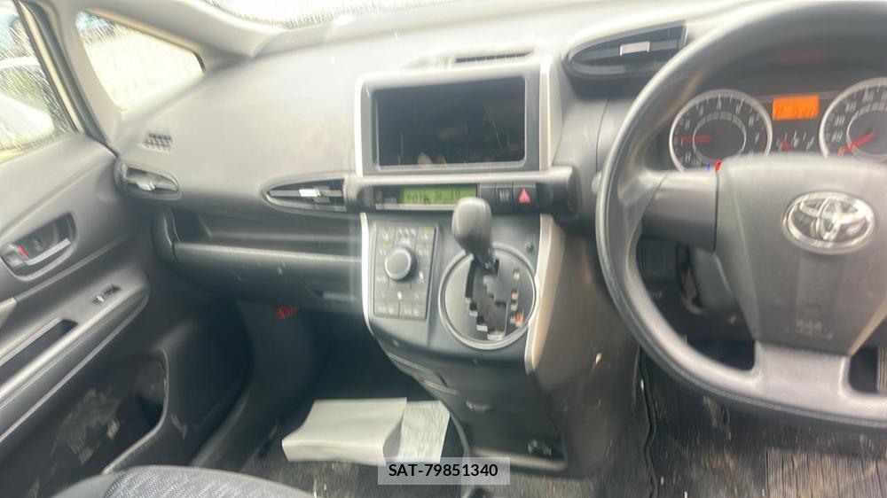 Toyota WISH 2010 7075121-16