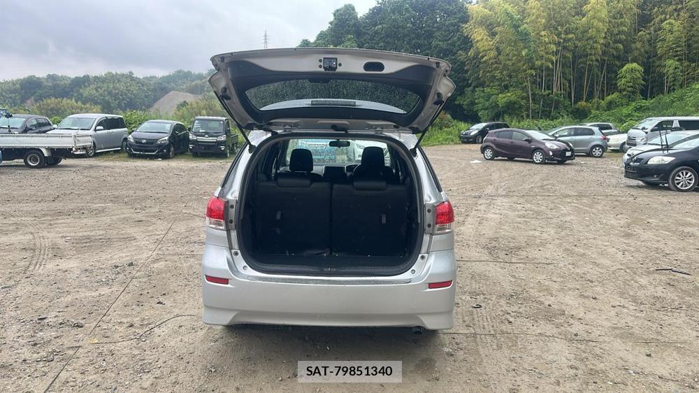 Toyota WISH 2010 7075121-24