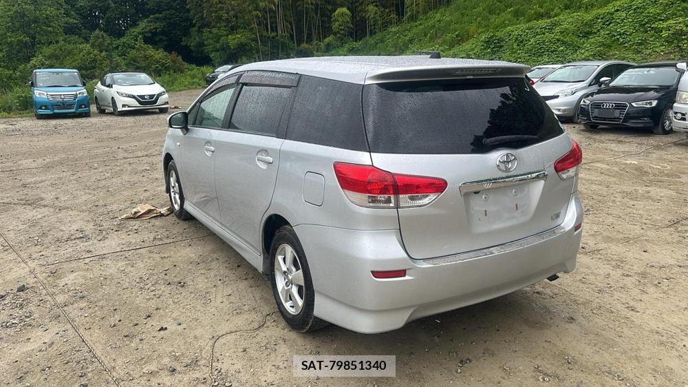 Toyota WISH 2010 7075121-2