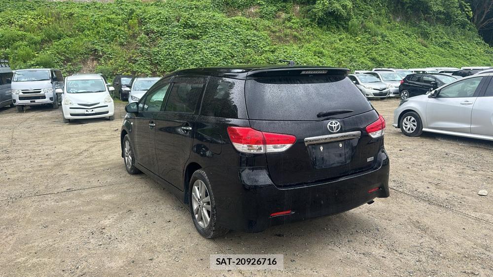 Toyota WISH 2011 7175275-2