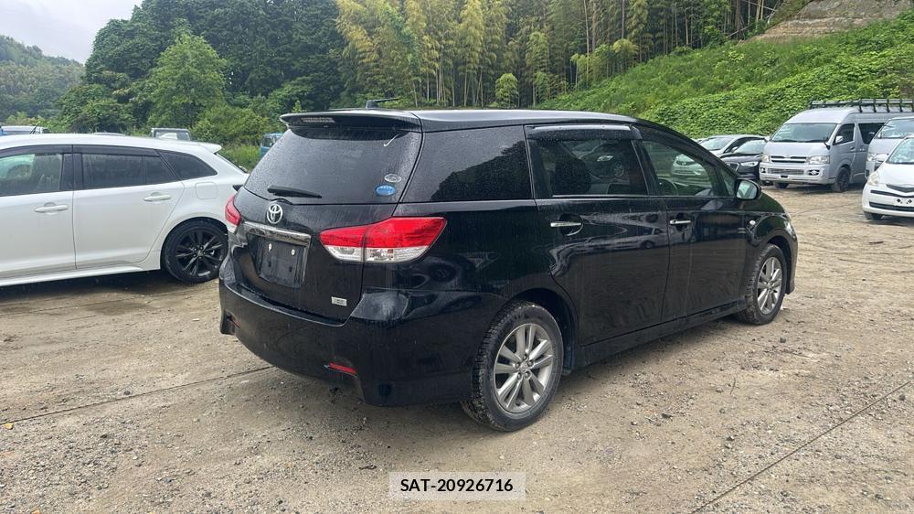 Toyota WISH 2011 7175275-4