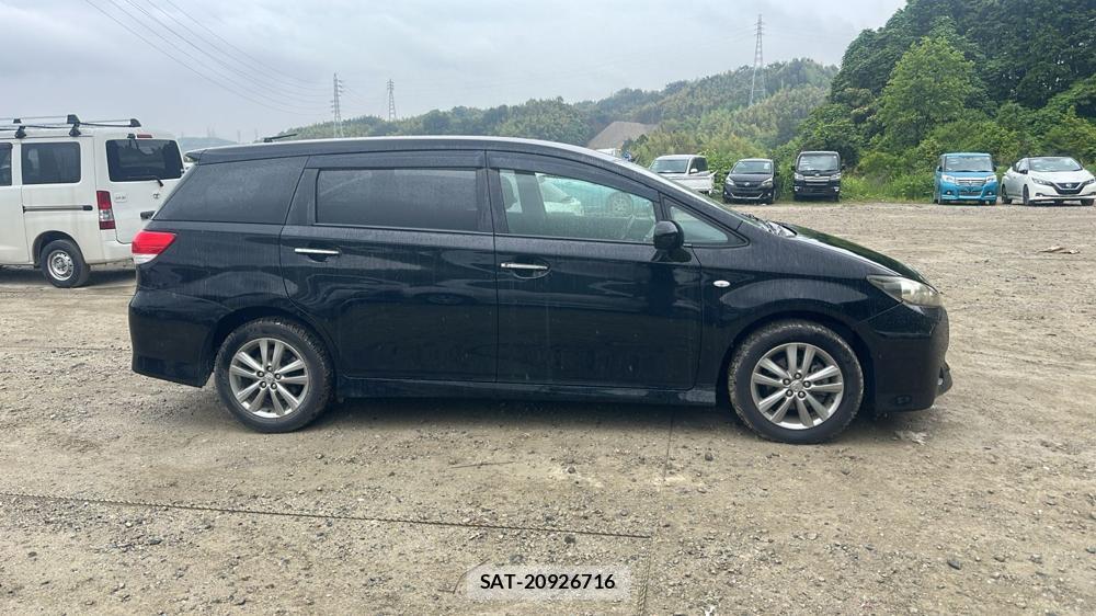 Toyota WISH 2011 7175275-5