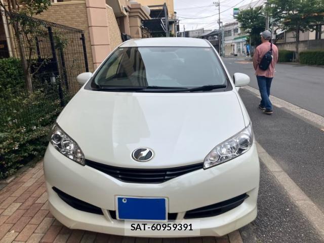 Toyota WISH 2010-02 7621487-0