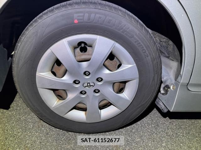 Toyota WISH 2010-08 7621492-5