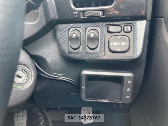 Toyota WISH 2008-03 7621489-10