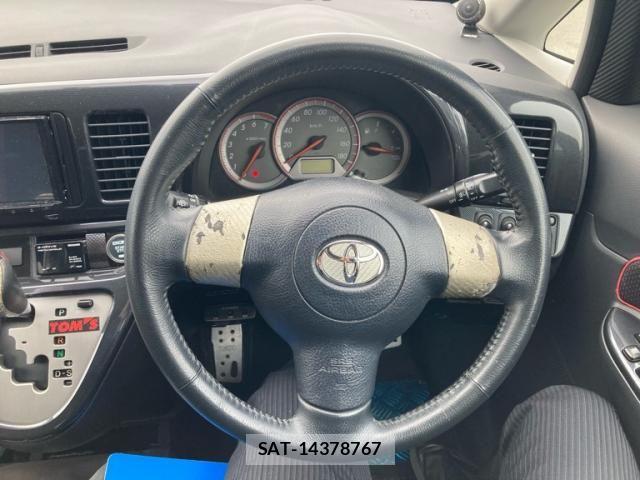 Toyota WISH 2008-03 7621489-11