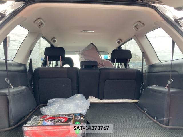 Toyota WISH 2008-03 7621489-5