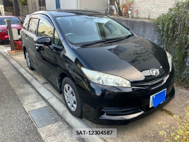 Toyota WISH 2013-07 7621485-1