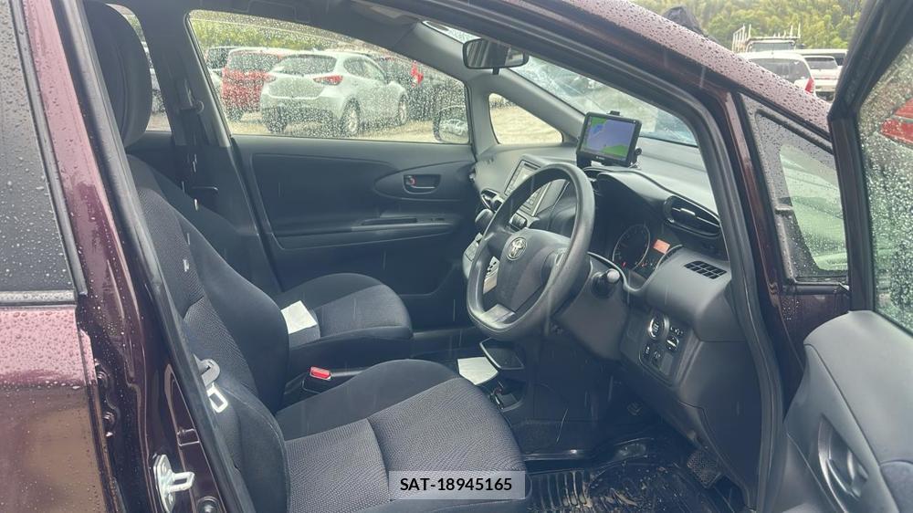 Toyota WISH 2012 7175270-11