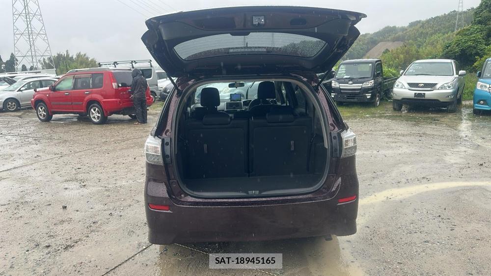 Toyota WISH 2012 7175270-23