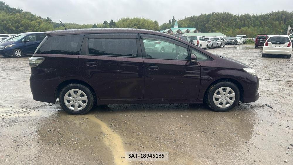 Toyota WISH 2012 7175270-5