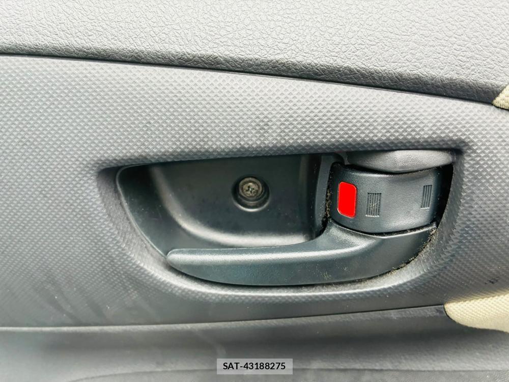Toyota WISH 2009 7268130-18