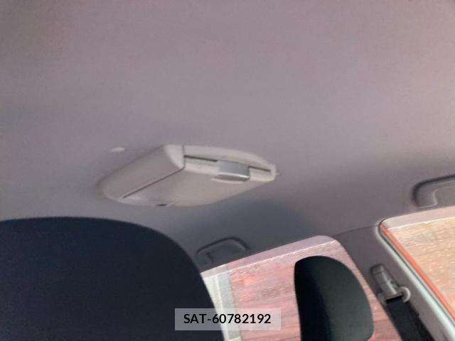 Toyota WISH 2013-12 7730930-11