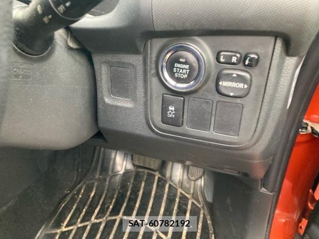 Toyota WISH 2013-12 7730930-13