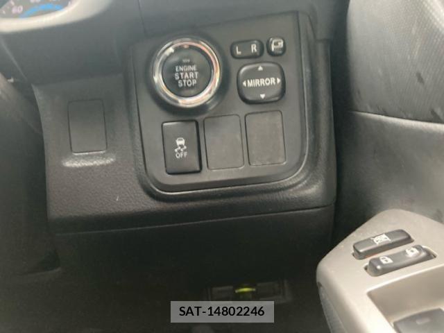 Toyota WISH 2010-07 7730944-16