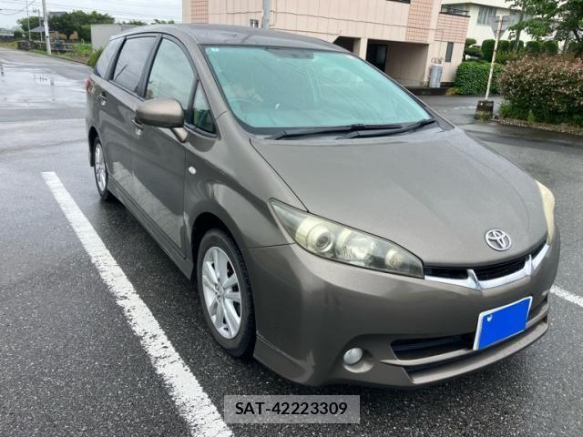 Toyota WISH 2012-03 7730959-1
