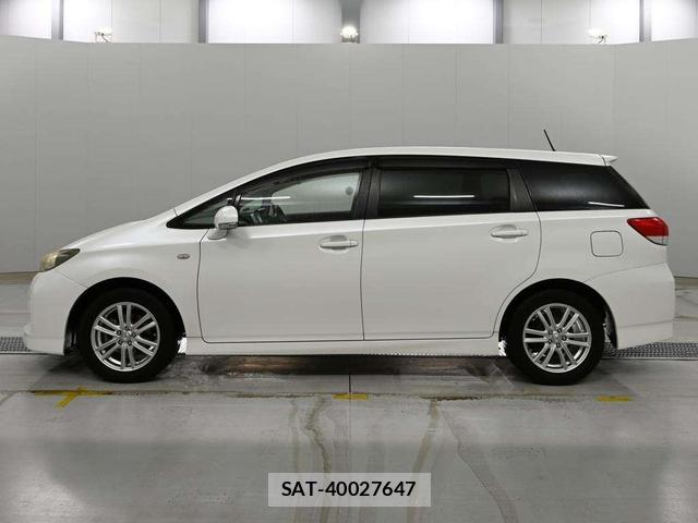 Toyota WISH 2010-07 7718203-1