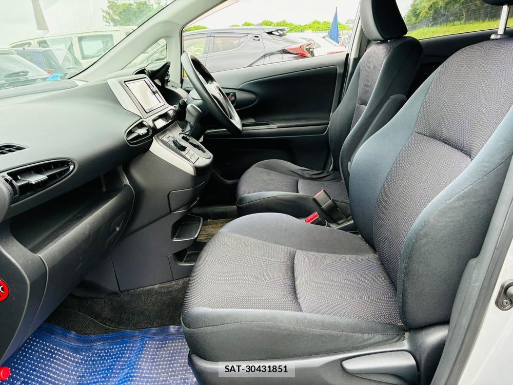 Toyota WISH 2013-05 7491205-10