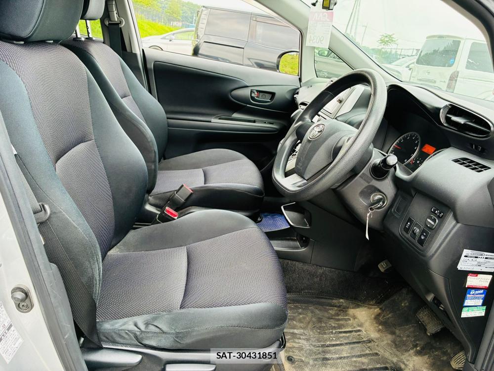 Toyota WISH 2013-05 7491205-11