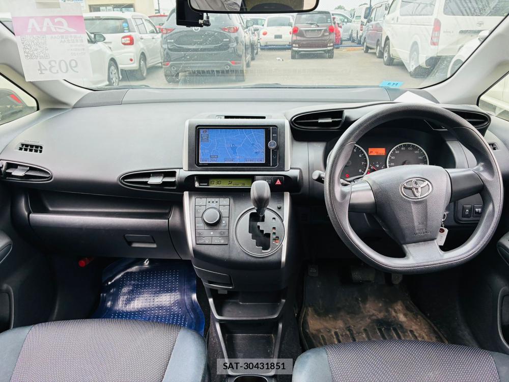 Toyota WISH 2013-05 7491205-12