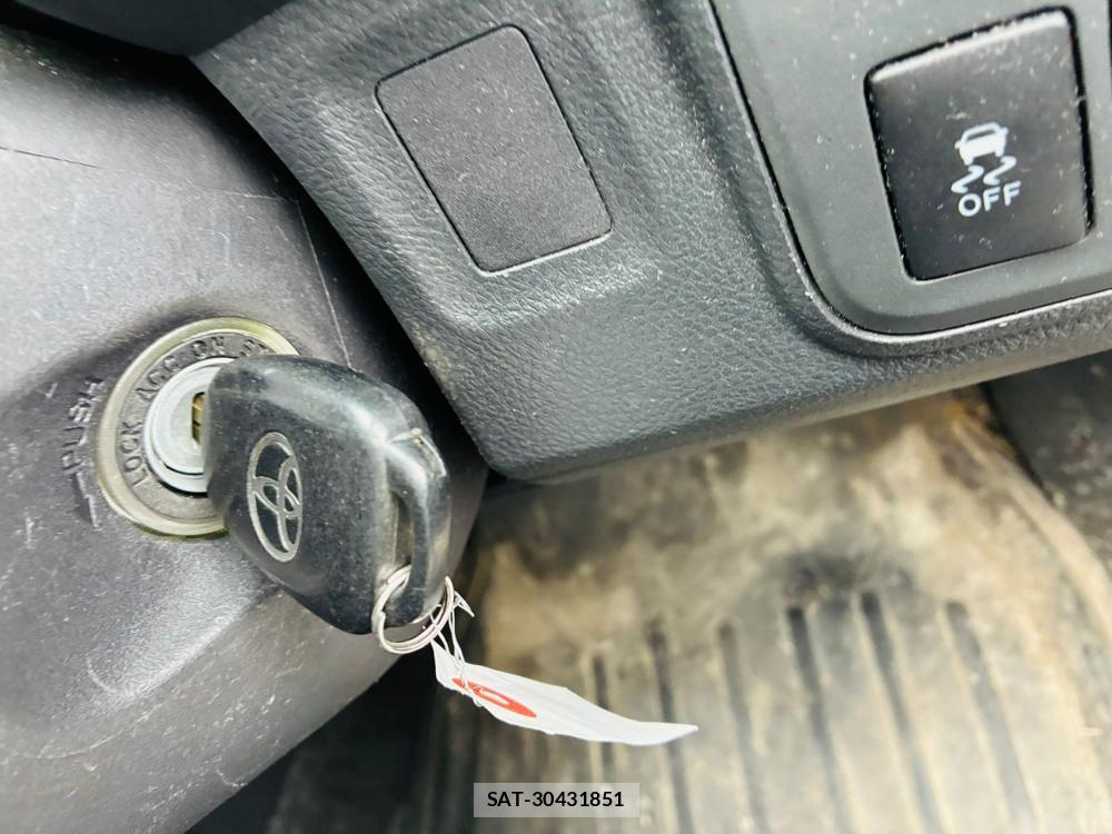 Toyota WISH 2013-05 7491205-16