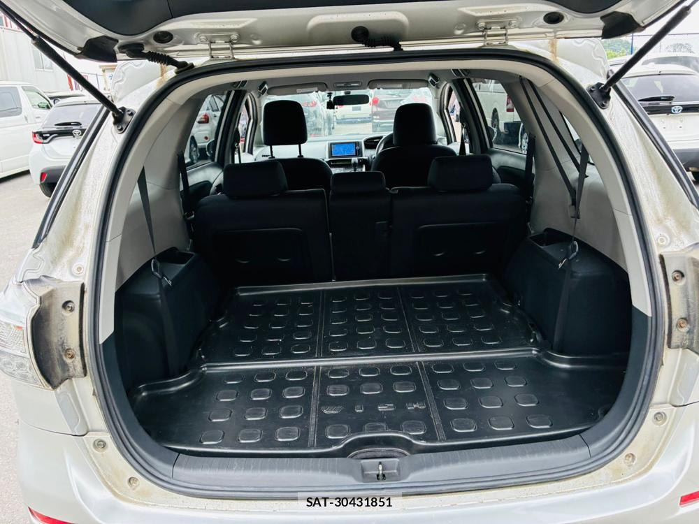 Toyota WISH 2013-05 7491205-25