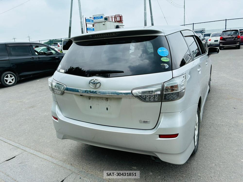 Toyota WISH 2013-05 7491205-4