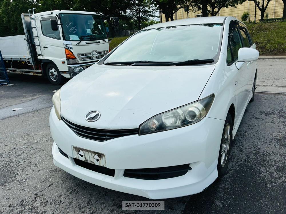 Toyota WISH 2011 7043693-0
