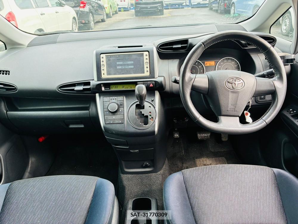Toyota WISH 2011 7043693-12