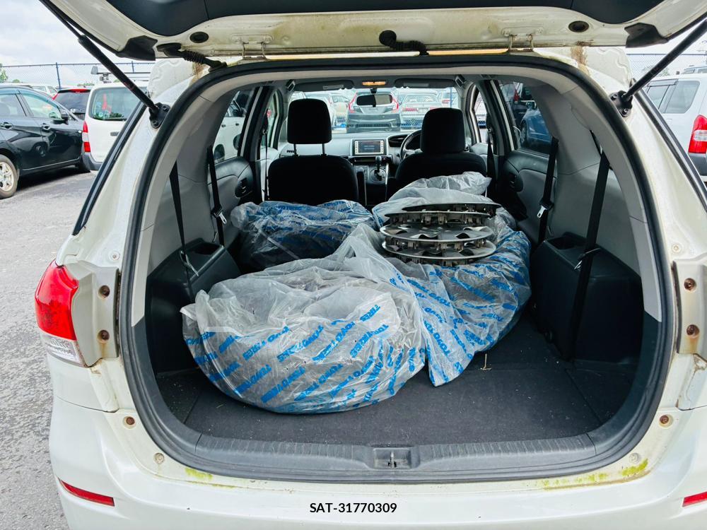Toyota WISH 2011 7043693-25