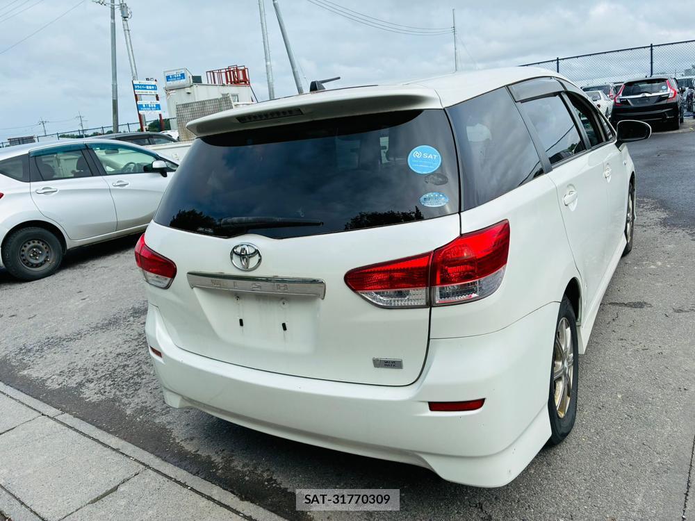Toyota WISH 2011 7043693-4